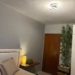 Quarto Priv Casal Com Ar E Garagem 2 Quadras Do Mar Em Bc