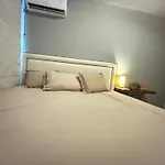 Quarto Casal Com Garagem Ar Aconchegante Centro De Bc